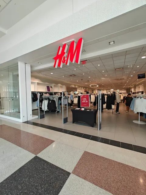 H&M