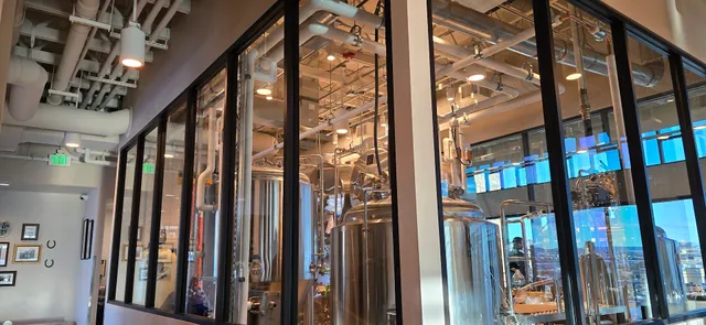 Los Dos Potrillos Castle Rock