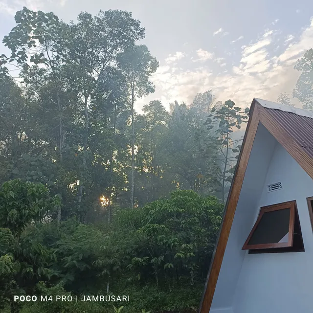 Jambusari Ijen Crater Cottage