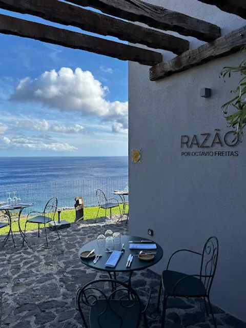 Razão por Octávio Freitas