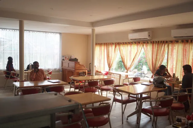 Shivanjali Cafe n Crafts