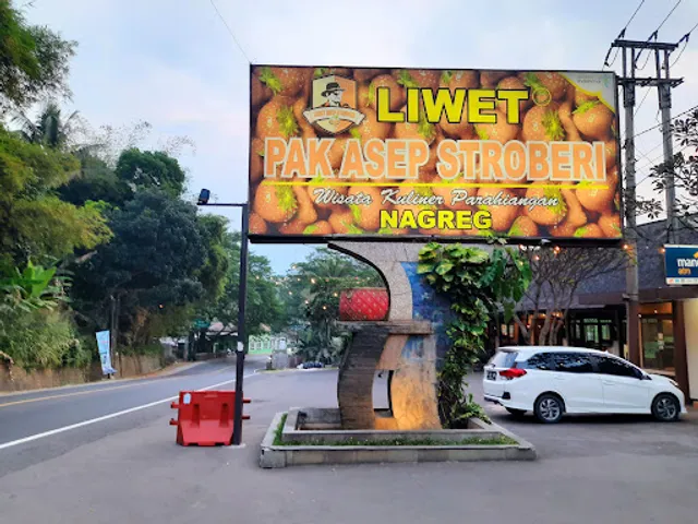 Liwet Pak Asep Stroberi