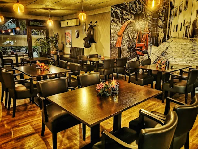 Pizzeria La Strada 6