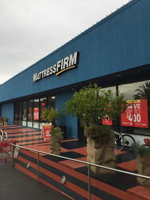Mattress Firm Larkspur