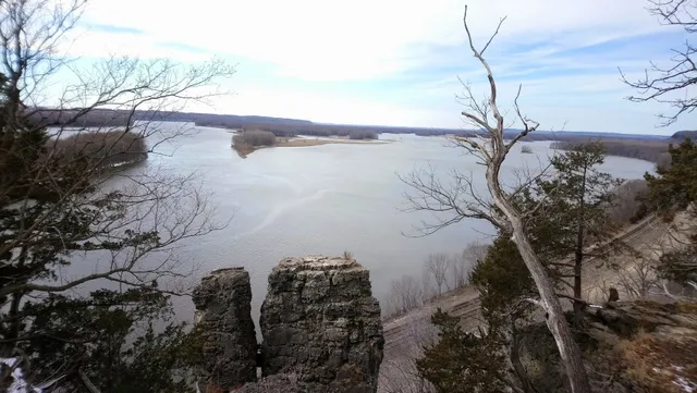 Mississippi Palisades - National Natural Landmark