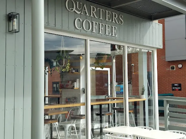 Quarters Cafe Bar