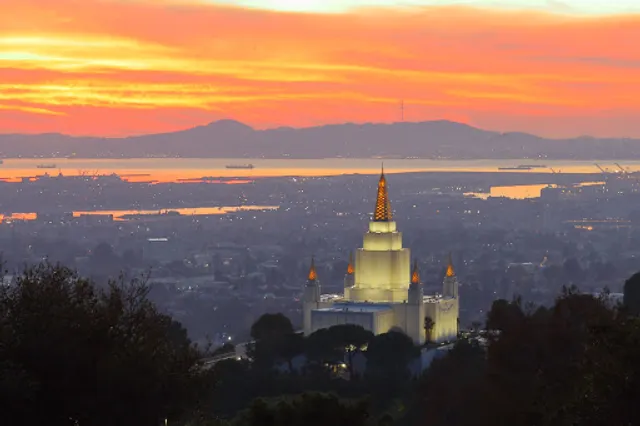 Oakland Temple Visitors' Center