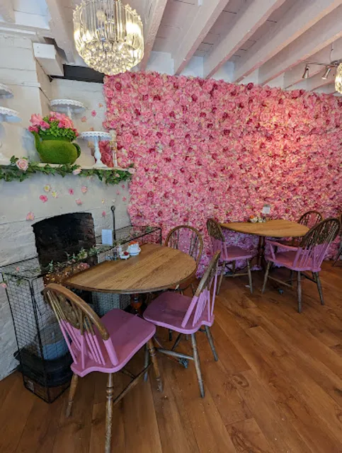 The Teashop by the Canal