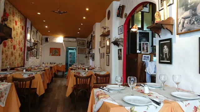 La Placita de Arenales