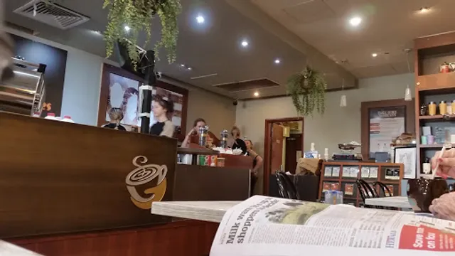 Gloria Jean's Waratah Village