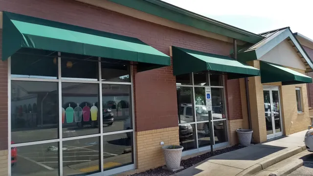 North Ashland Plaza Shopping Center