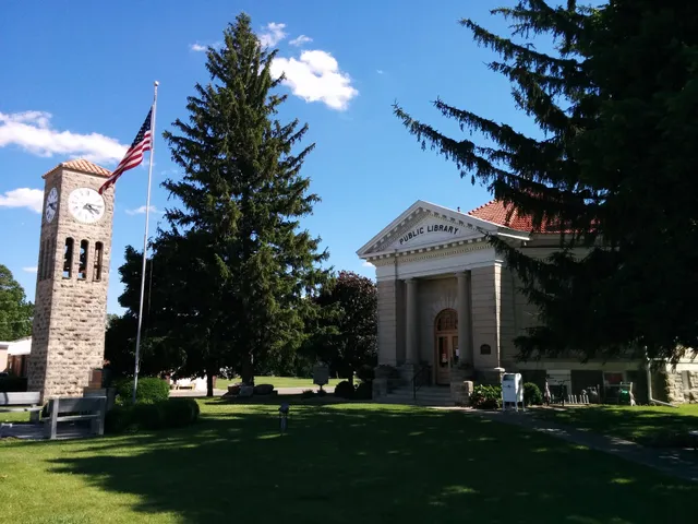 Atlanta's Bunyon Giant