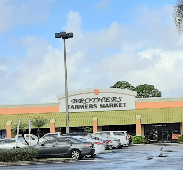 Pine Trail Shopping Center