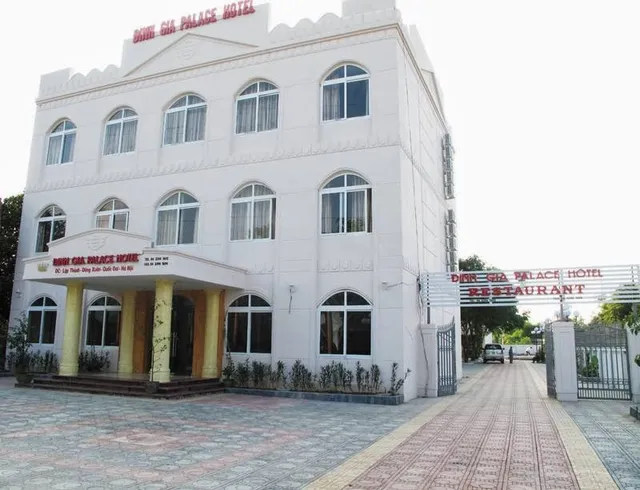 Đinh Gia Palace Hotel