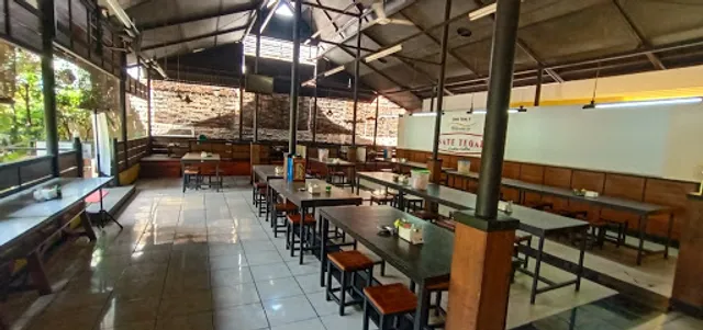 Sate Tegal Laka-laka