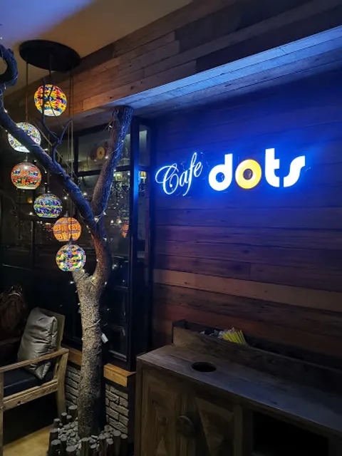Dots Coffee