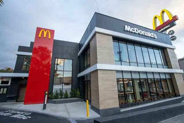 McDonald's Parque de la Paz