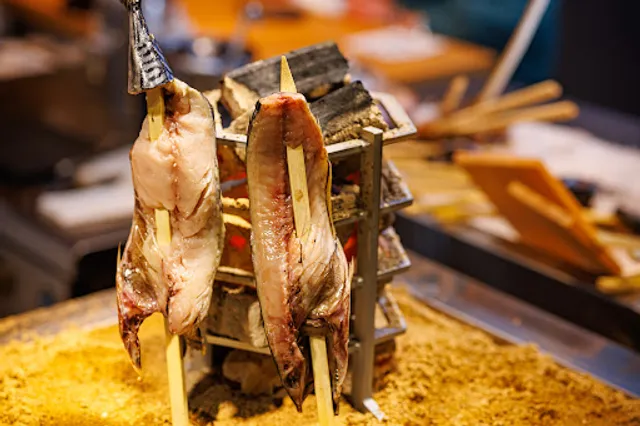 炉端焼き 燻銀 栄店