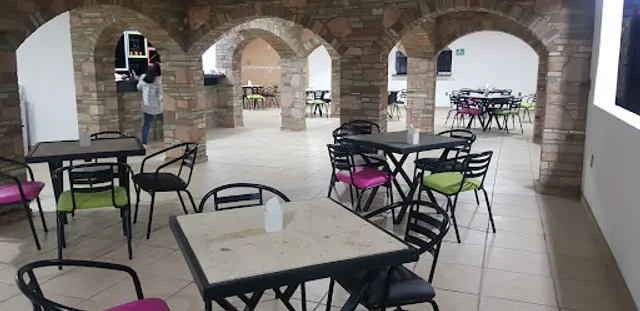 After Six (Restaurante-Bar)