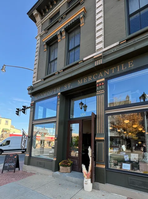 Monmouth St. Mercantile