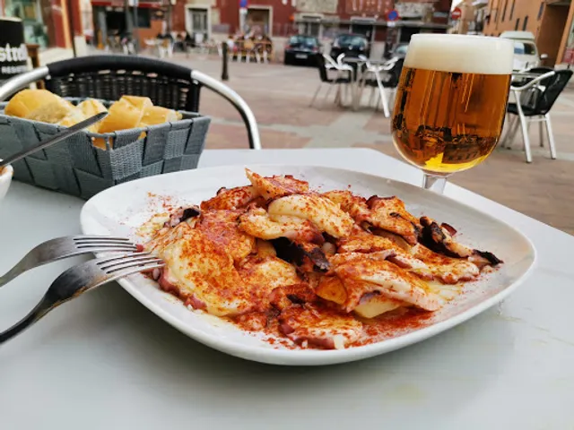 Bar Cervecería La Plaza