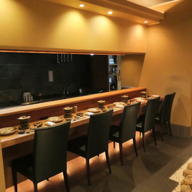 肉割烹 むつの式