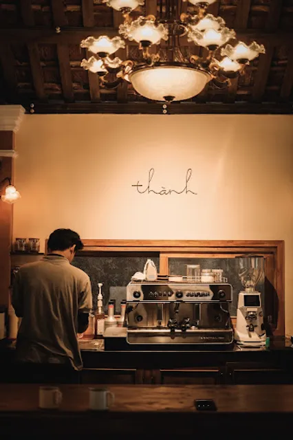 Thành cafe - 24 Văn Cao