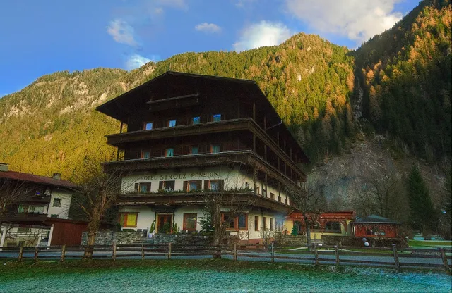Hotel Pension Strolz