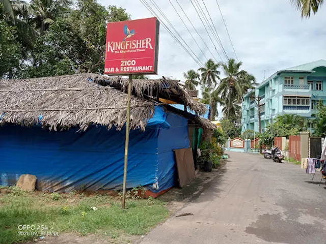 Zico's Bar & Restaurant