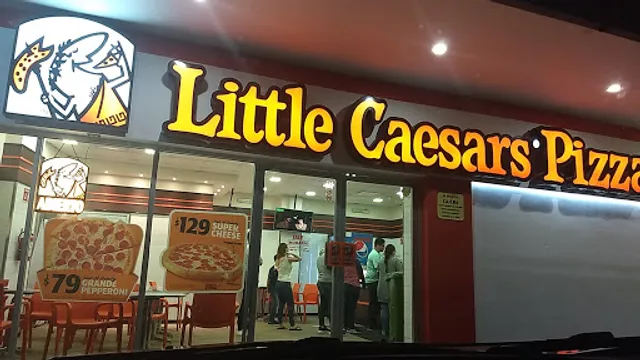 Little Caesars Pizza "Volcanes"