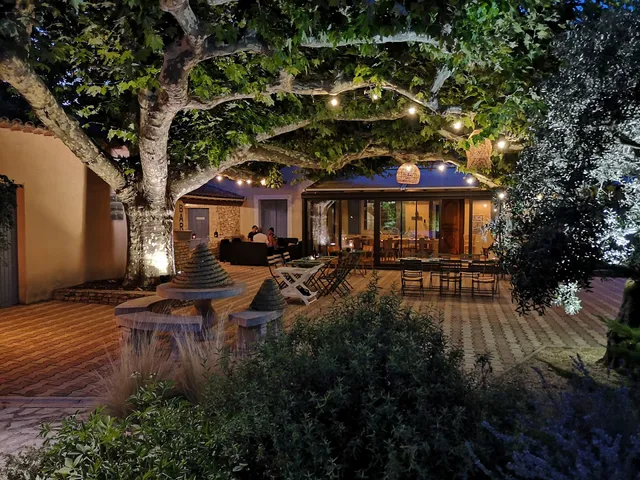 Le Mas de la Terre - Chambres & table d'hôtes