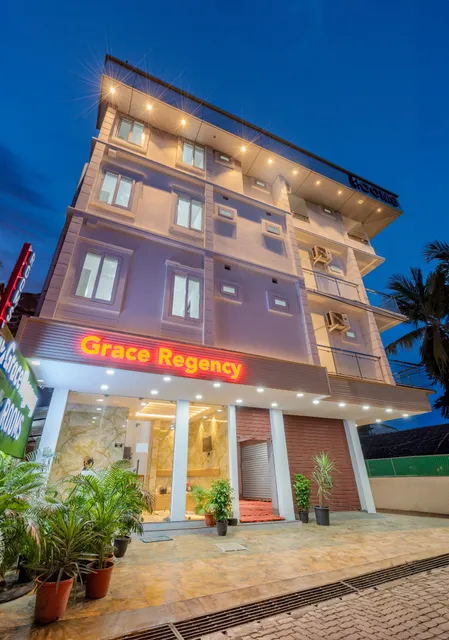 Grace Regency | Best & Affordable Hotel in Kochi, MG road