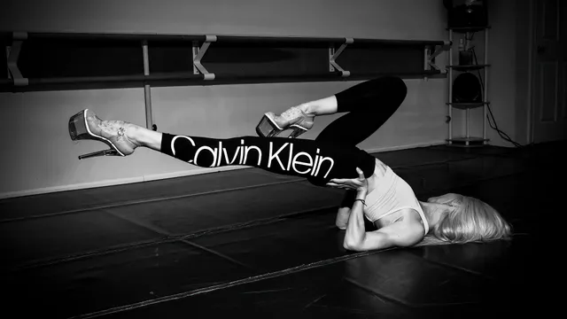 Lana DANCE Pole Dance Yoga and Stretching