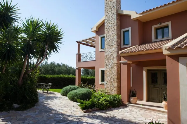 Monambeles Villas