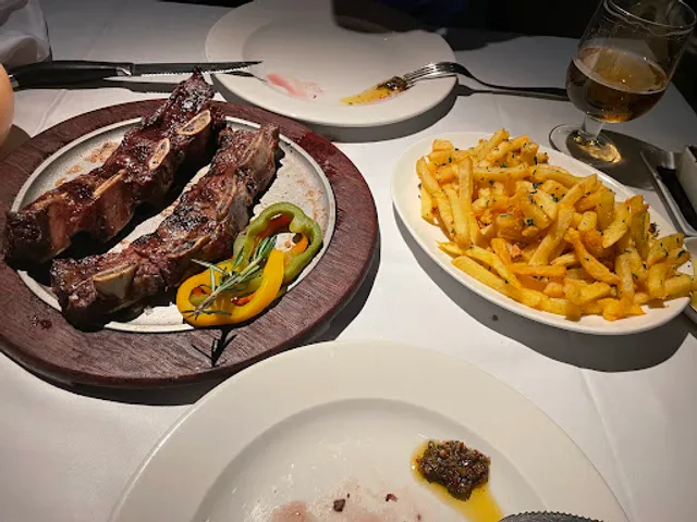 Estancia La Adriana - Restaurante Argentino