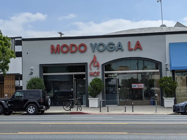Modo Yoga LA