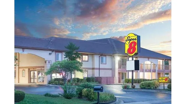 Super 8 by Wyndham Decatur Priceville