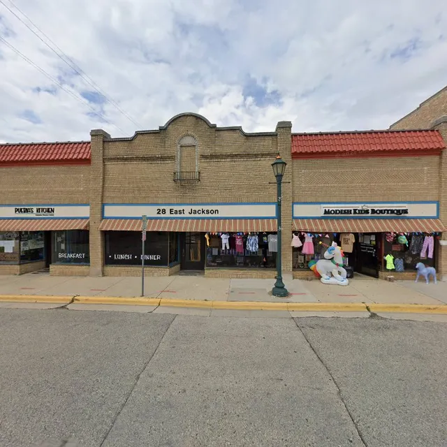 28 E Jackson St
