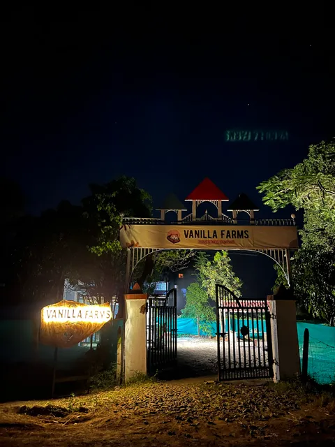 Vanilla Farms | Pet Friendly Stay for Couples & Family