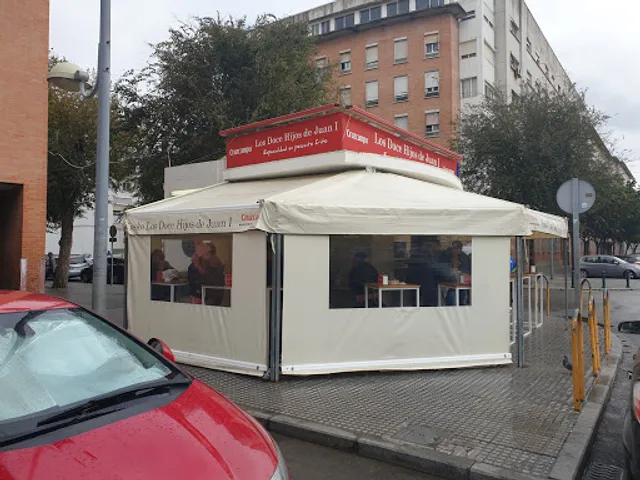 Kiosko Los 12 Hijos De Juan I y II