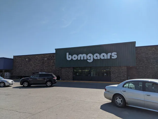 Bomgaars