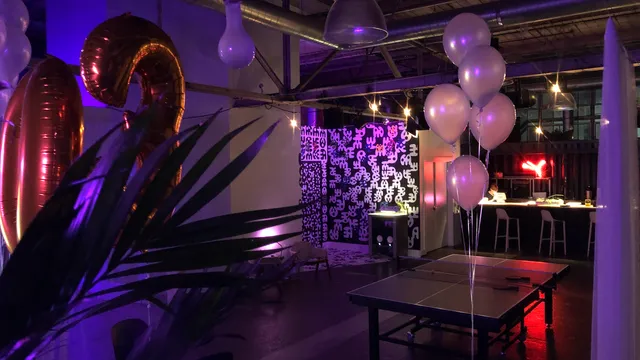 FamFam Private Room Karaoke