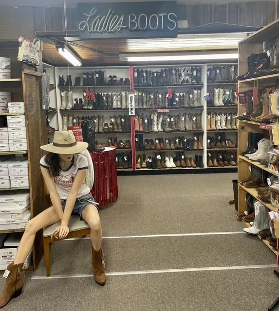 Spencer's Western World