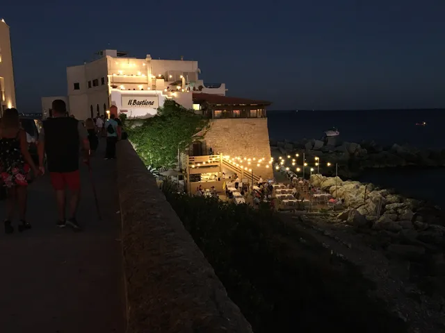 Mini Hotel Man and the Sea