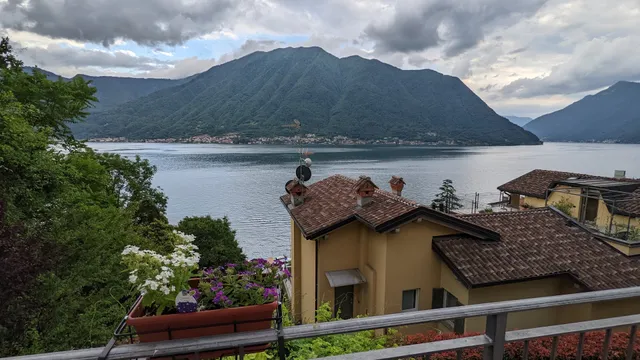 CA' REGINA-SALA COMACINA-LAKE COMO