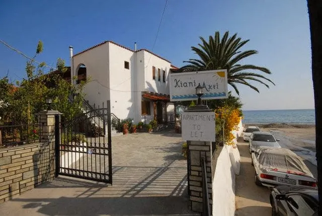 Kyani Akti apartments Nea Skioni