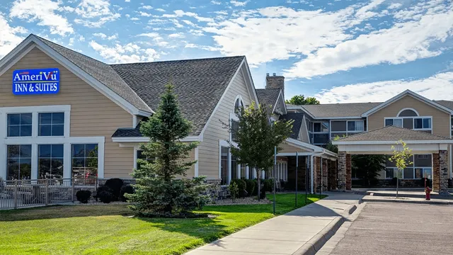 AmeriVu Inn and Suites -Waconia/Minneapolis