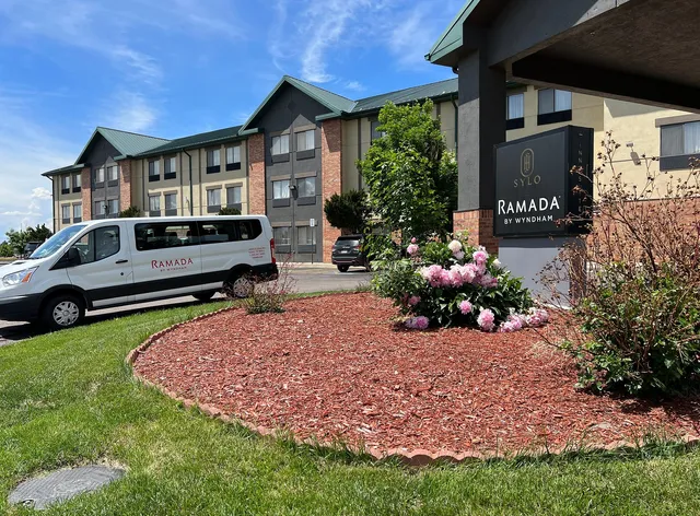 SYLO Hotel Denver Airport, a Ramada by Wyndham
