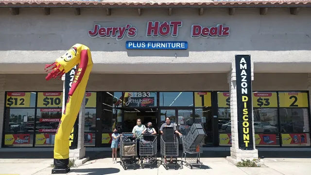 Jerry's Hot Deal's