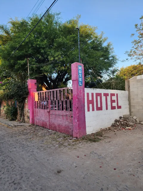 Hotel Tukru y airb&b